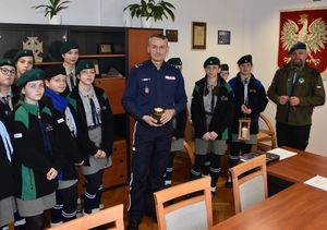 harcerze ze światełkiem pokoju