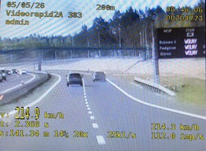 screen z ekranu wideorejestratora pomiar prędkości